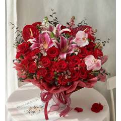 深情祝福鲜花抱抱桶